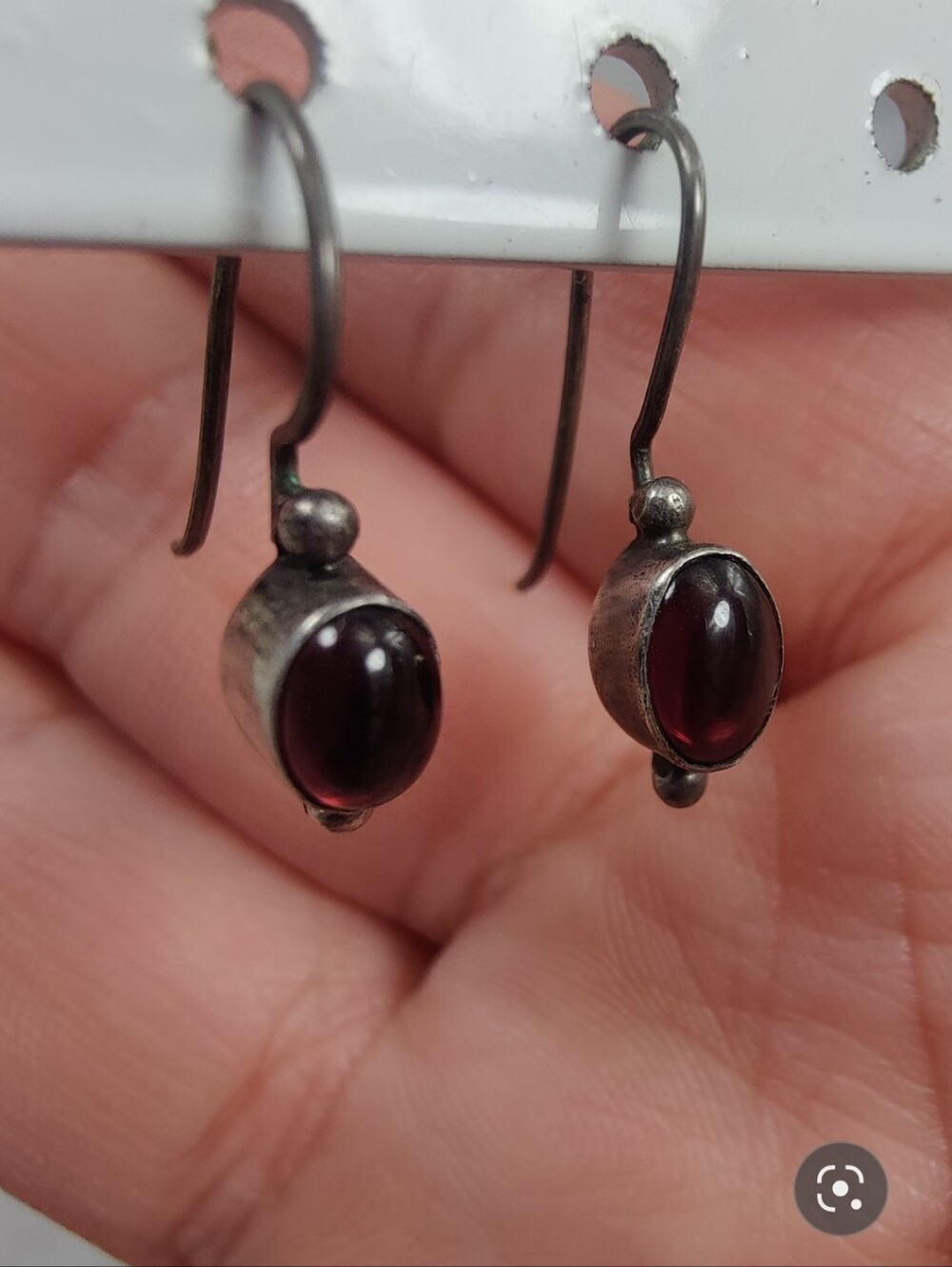 Vintage 925 Sterling Silver Deep Red Garnet Color Stone Dangle Earrings - Picture 4 of 13
